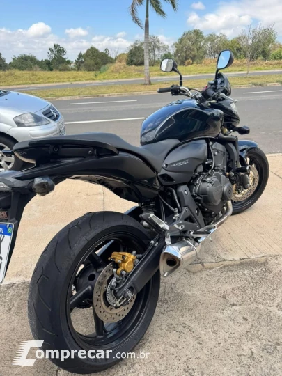 CB 600F HORNET