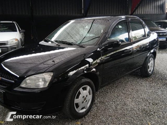 CLASSIC - 1.0 MPFI LS 8V 4P MANUAL