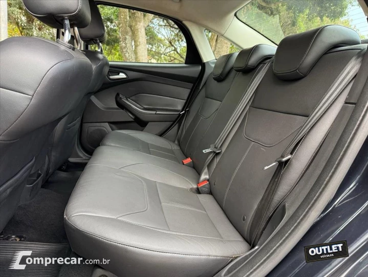FOCUS 2.0 TITANIUM SEDAN 16V FLEX 4P POWERSHIFT