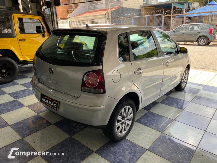 POLO 1.6 MI Serie Ouro 8V