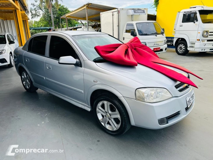 Astra Sedan 2.0 4P CD