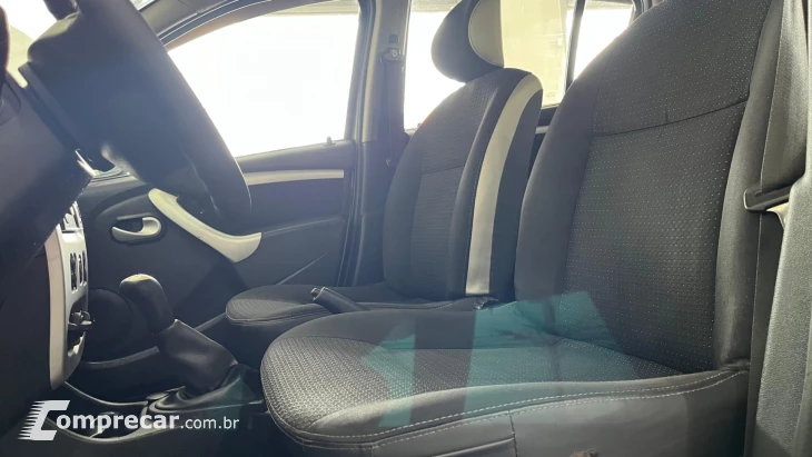 SANDERO STEPWAY Hi-Flex 1.6 16V 5p