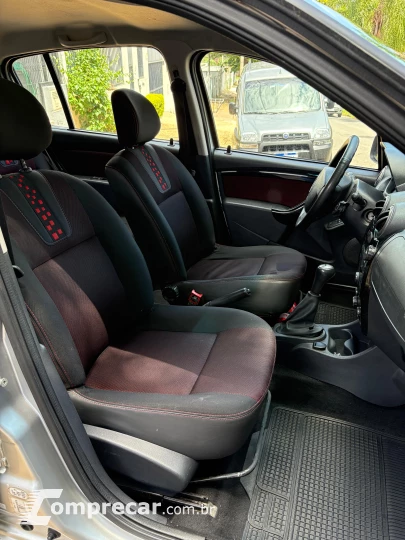 SANDERO 1.6 16V SCE Stepway