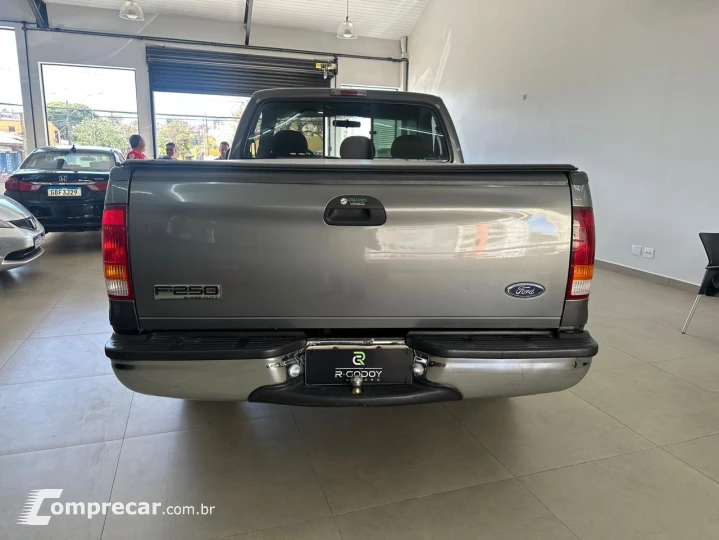 F-250 4.2 XLT 4X2 CS Turbo