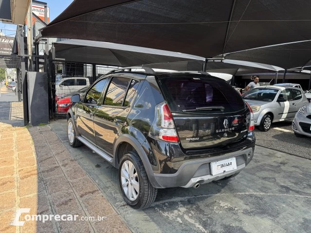 SANDERO - 1.6 STEPWAY 16V 4P AUTOMÁTICO