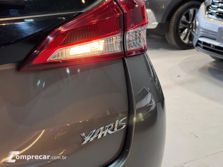YARIS 1.3 16V FLEX XL LIVE MULTIDRIVE