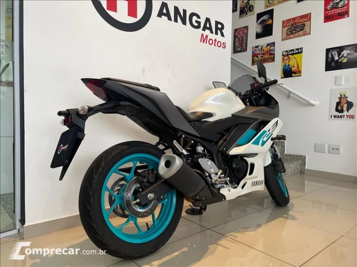 YZF R3