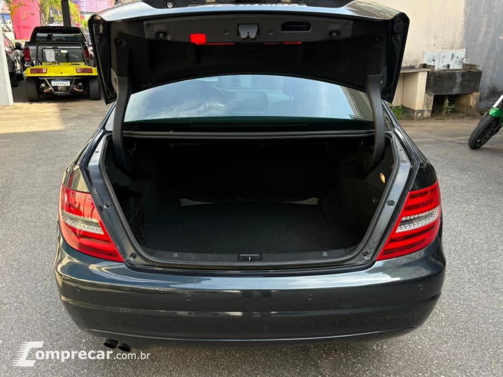 C 180 1.8 CGI Classic 16V Turbo