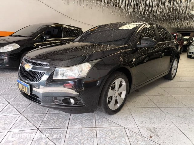 CRUZE SEDAN - 1.8 LT 16V 4P AUTOMÁTICO