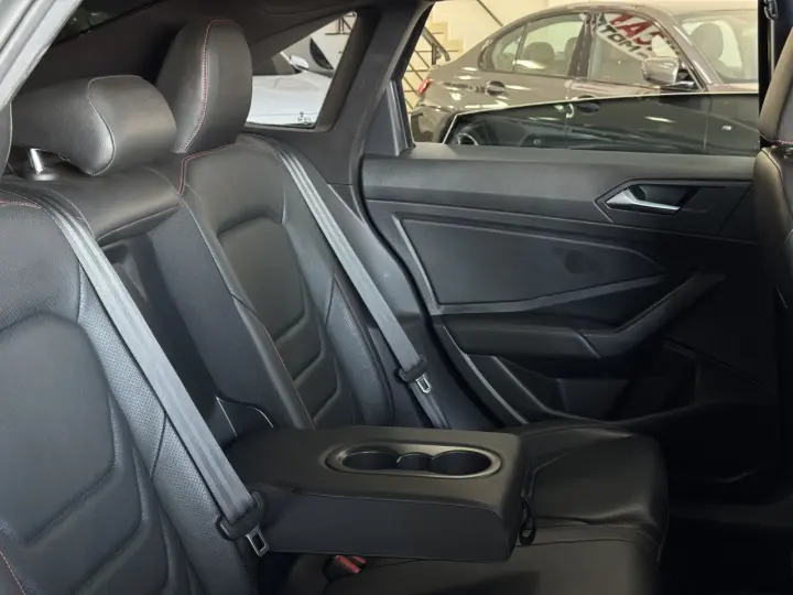 Jetta 2.0 4P 350 TSI GLI AUTOMÁTICO DSG