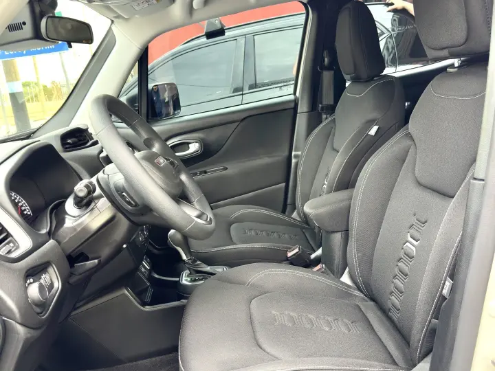 RENEGADE 1.3 T270 TURBO FLEX AT6