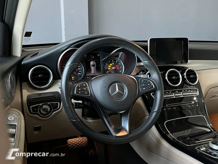 GLC 250 Sport 4MATIC 2.0 TB 16V Aut.