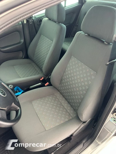 GOL 1.6 MI Power 8V