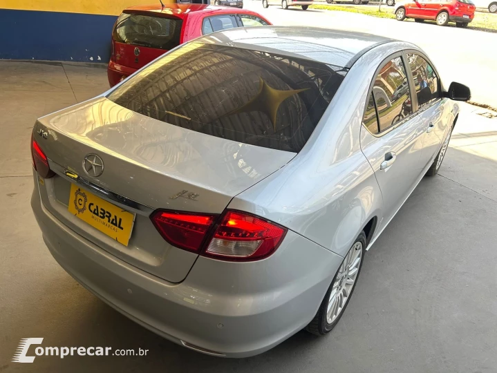 J5 Sedan 1.5 16V 4p Mec.