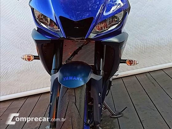 YAMAHA YZF R3 ABS