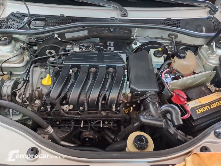 DUSTER 2.0 Tech Road 4X2 16V