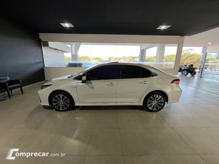 COROLLA 1.8 VVT-I Hybrid Altis