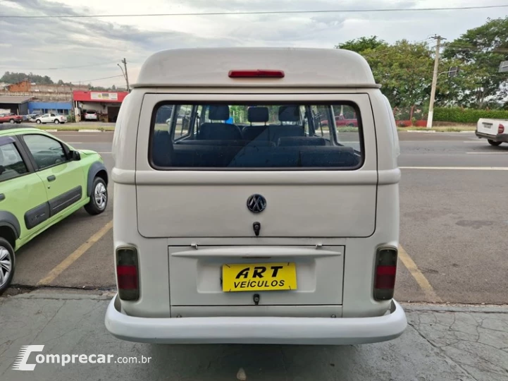 KOMBI