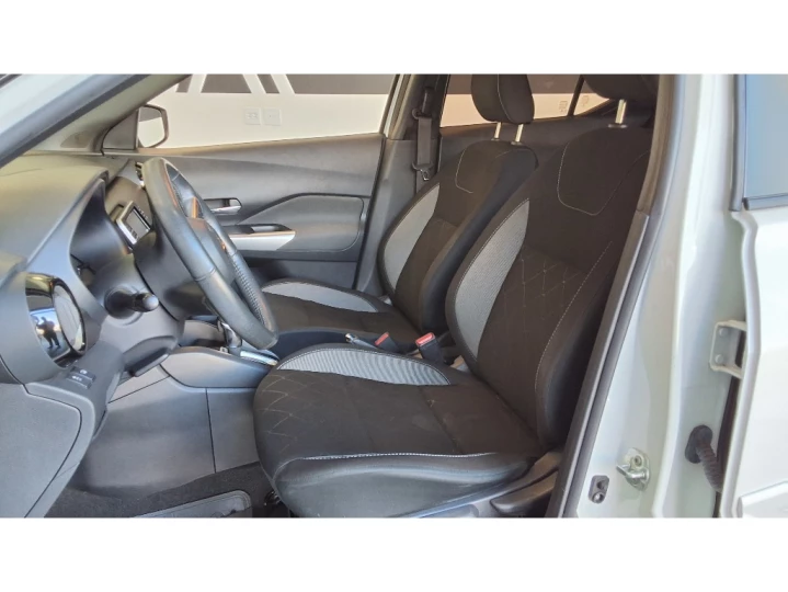 KICKS 1.6 16V FLEXSTART SV 4P XTRONIC