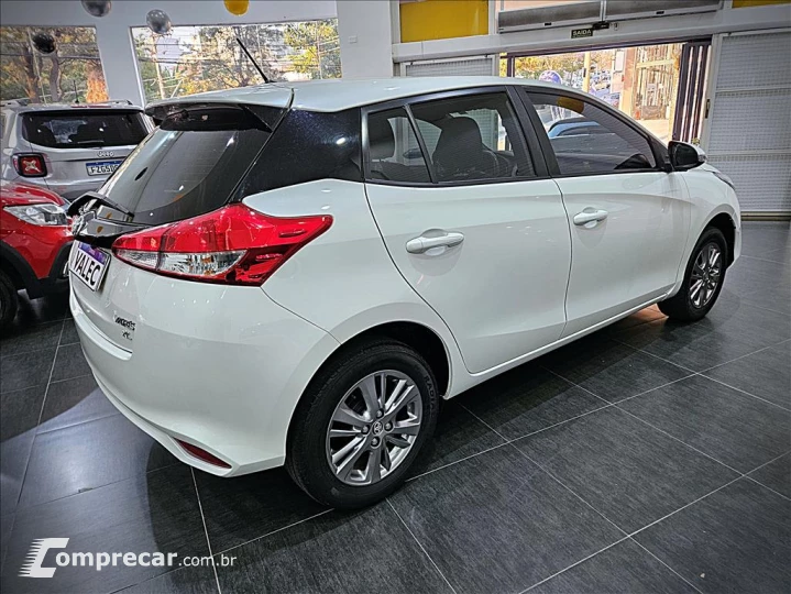 YARIS 1.3 16V FLEX XL PLUS TECH MULTIDRIVE