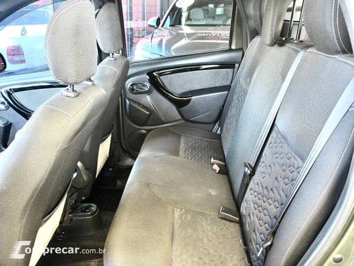 DUSTER OROCH 2.0 16V FLEX DYNAMIQUE 4P AUTOMÁTICO