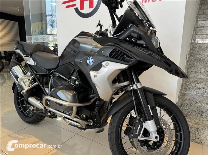 R 1250 GS TRIPLE BLACK