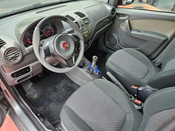 Grand Siena ESSENCE 1.6 Flex 16V