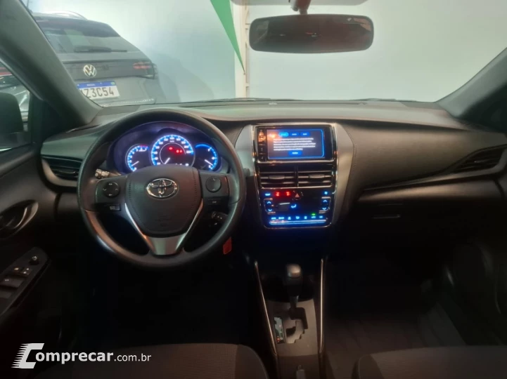 YARIS 1.5 16V Sedan XL Live