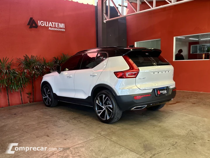 XC 40 2.0 T5 GASOLINA MOMENTUM AWD GEARTRONIC