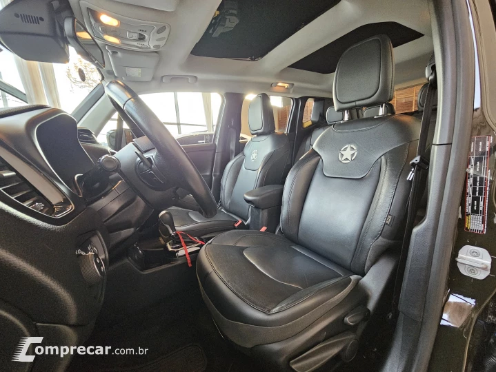 RENEGADE 2.0 16V Turbo Trailhawk 4X4