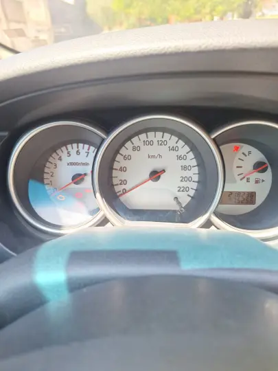 LIVINA 1.8 SL X-gear 16V