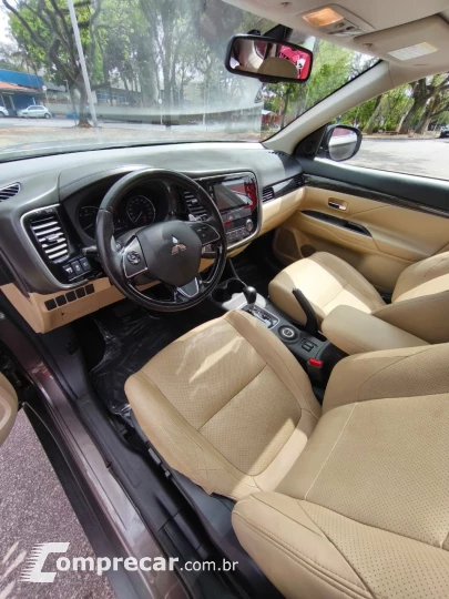 Outlander 3.0 V6 24V 4P GT 4X4 AUTOMÁTICO