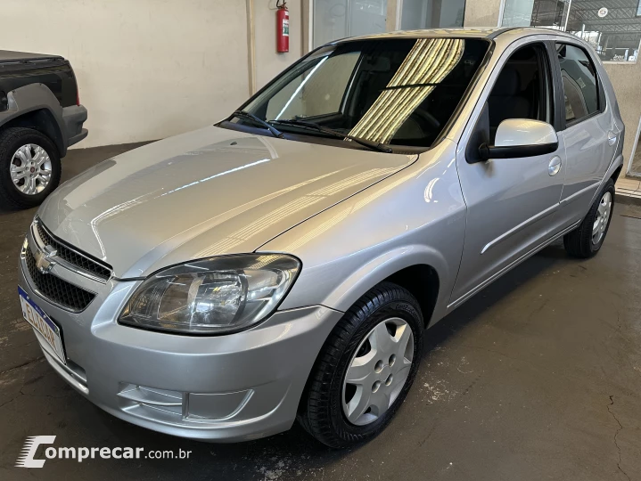 CELTA 1.0 MPFI LT 8V