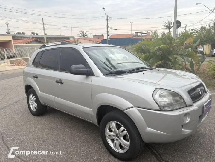 TUCSON 2.0 GL 2WD 16V