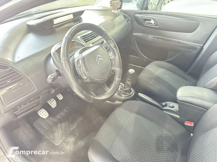 C4 2.0 Exclusive 16V Flex 4P Manual