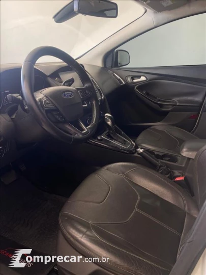 FOCUS 2.0 TITANIUM SEDAN 16V FLEX 4P POWERSHIFT