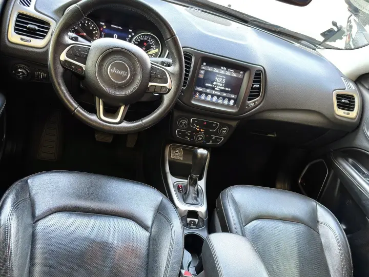 COMPASS 2.0 16V FLEX LONGITUDE AUTOMÁTICO