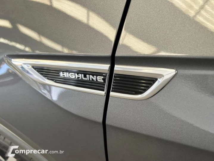 T-CROSS 250 TSI HIGHLINE AUT