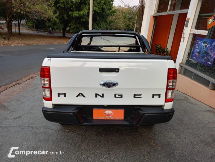 Ranger 2.2 16V XLS DIESEL 4X4 CABINE DUPLA