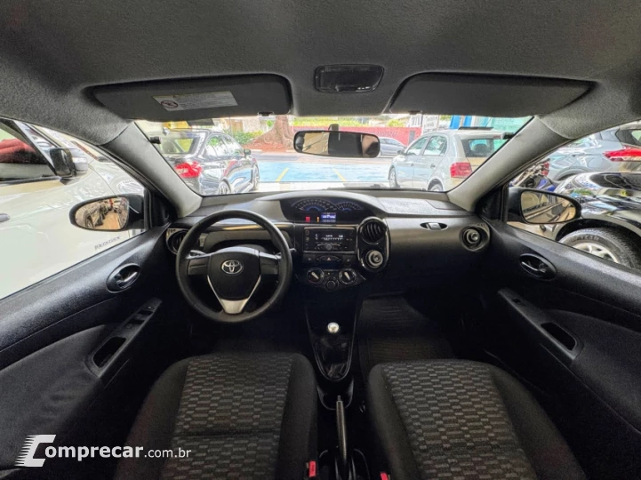 ETIOS 1.5 X Sedan 16V