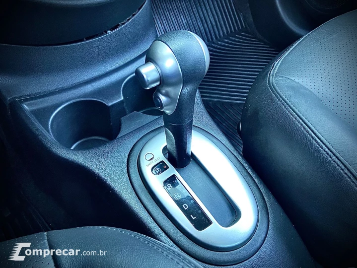 VERSA 1.6 16V SL