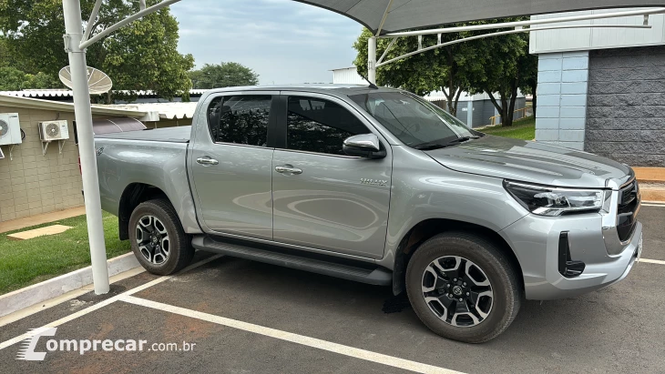 HILUX 2.8 D-4d Turbo CD SRX 4X4