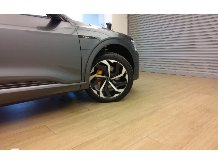E-TRON ELÉTRICO SPORTBACK PERFORMANCE BLACK