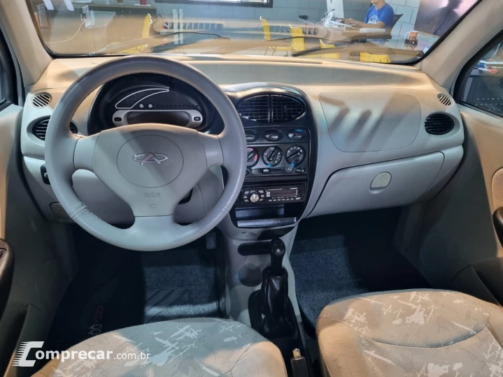 QQ 1.1 MPFI 16V