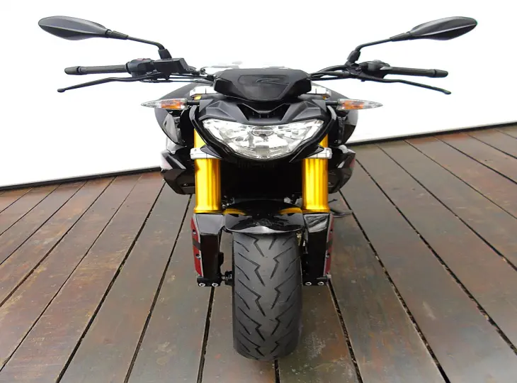 BMW G 310 R ABS