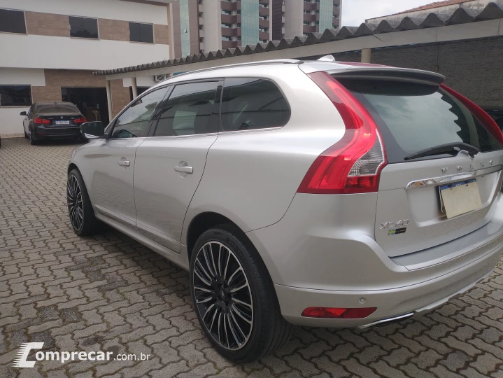 XC60 2.0 T5 Comfort FWD Turbo