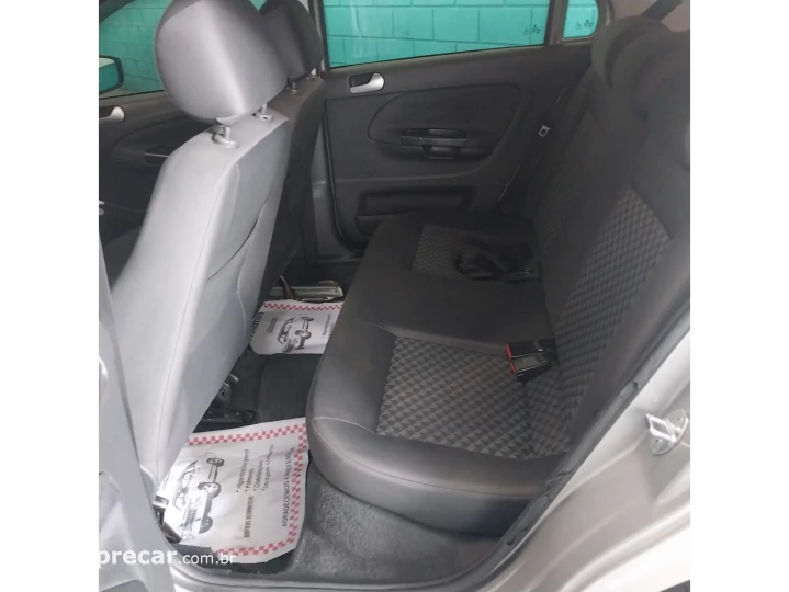 VOYAGE 1.6 MI CITY 8V FLEX 4P MANUAL