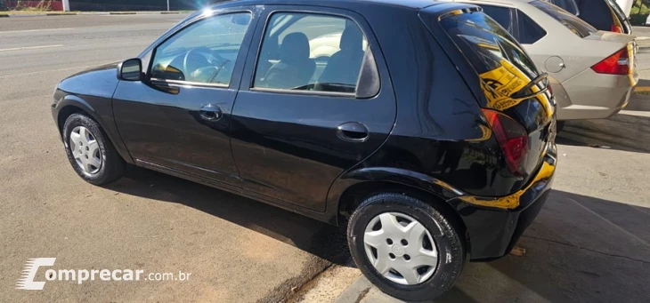 CELTA 1.0 MPFI LT 8V