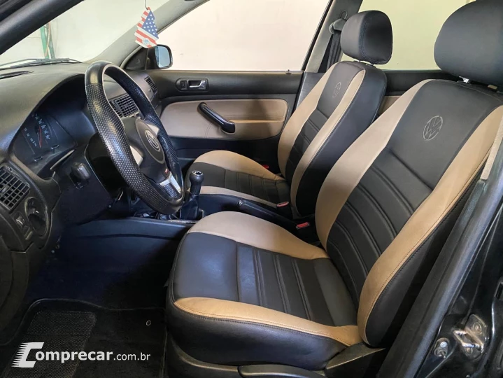 GOLF 2.0 MI 8V