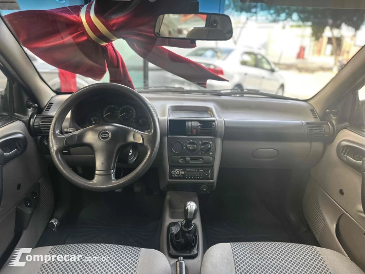 CORSA 1.0 MPFI CLASSIC SEDAN LIFE 8V FLEX 4P MANUAL